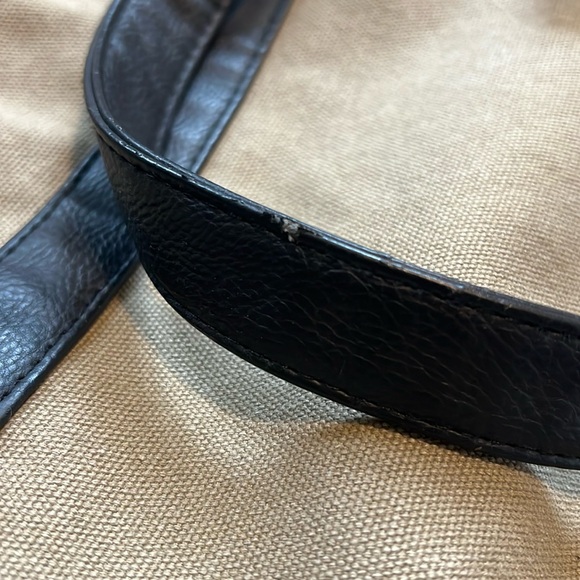 Bench. Tote Bag - Picture 3 of 8